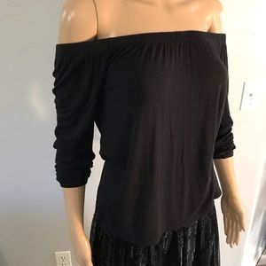 HOLLISTER Black Off the Shoulder Top Size XS